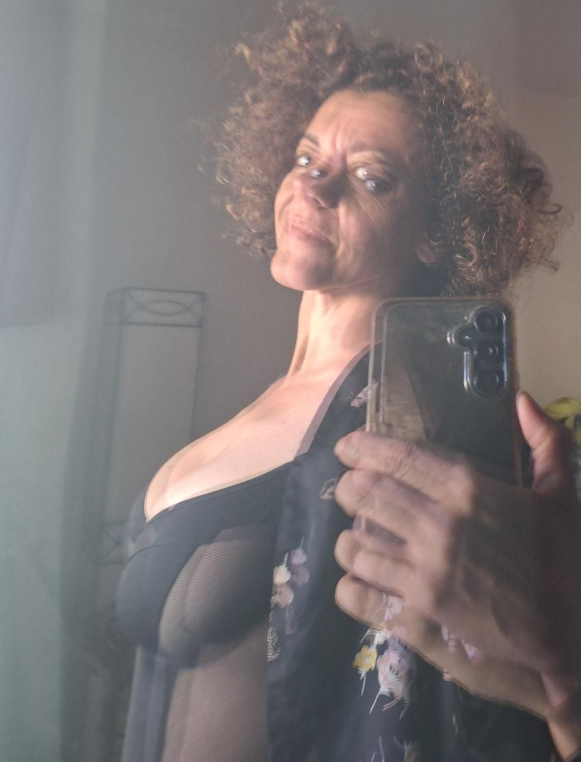 La_lantiponneuse's media