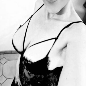 La_lantiponneuse's media
