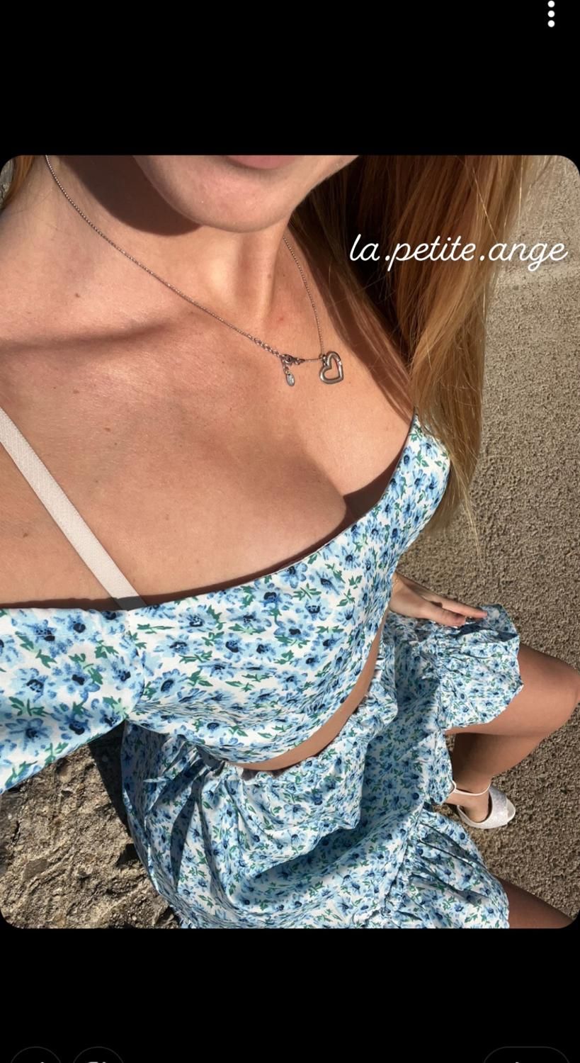 La_petite_ange's media