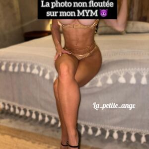 La_petite_ange's media