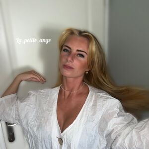 La_petite_ange's media