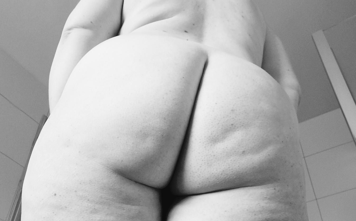 __lablondeauxformes__'s media