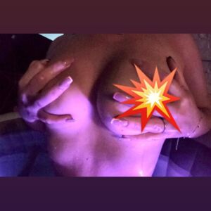 Lablondebychve's media