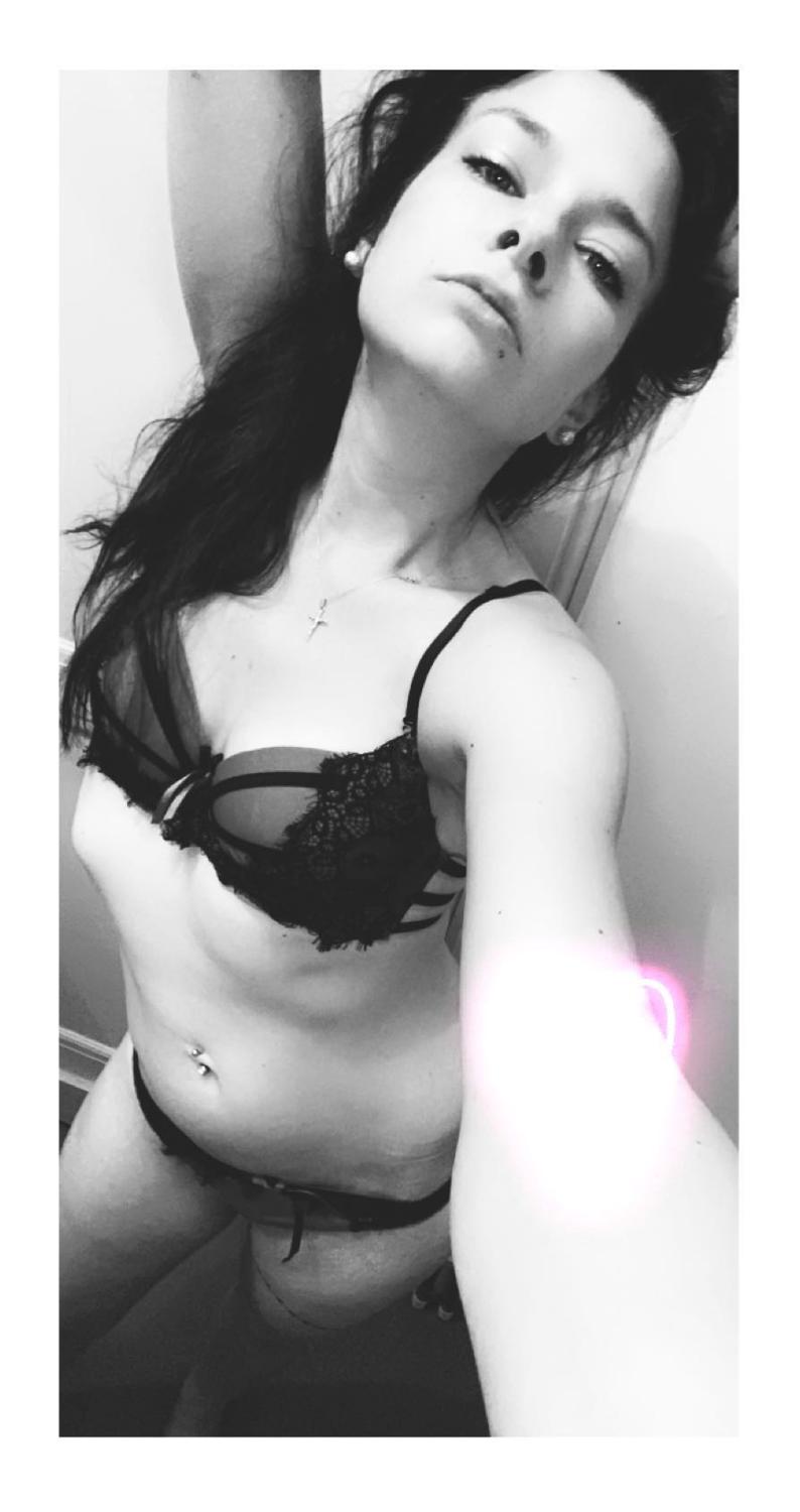 Labrunette02's media