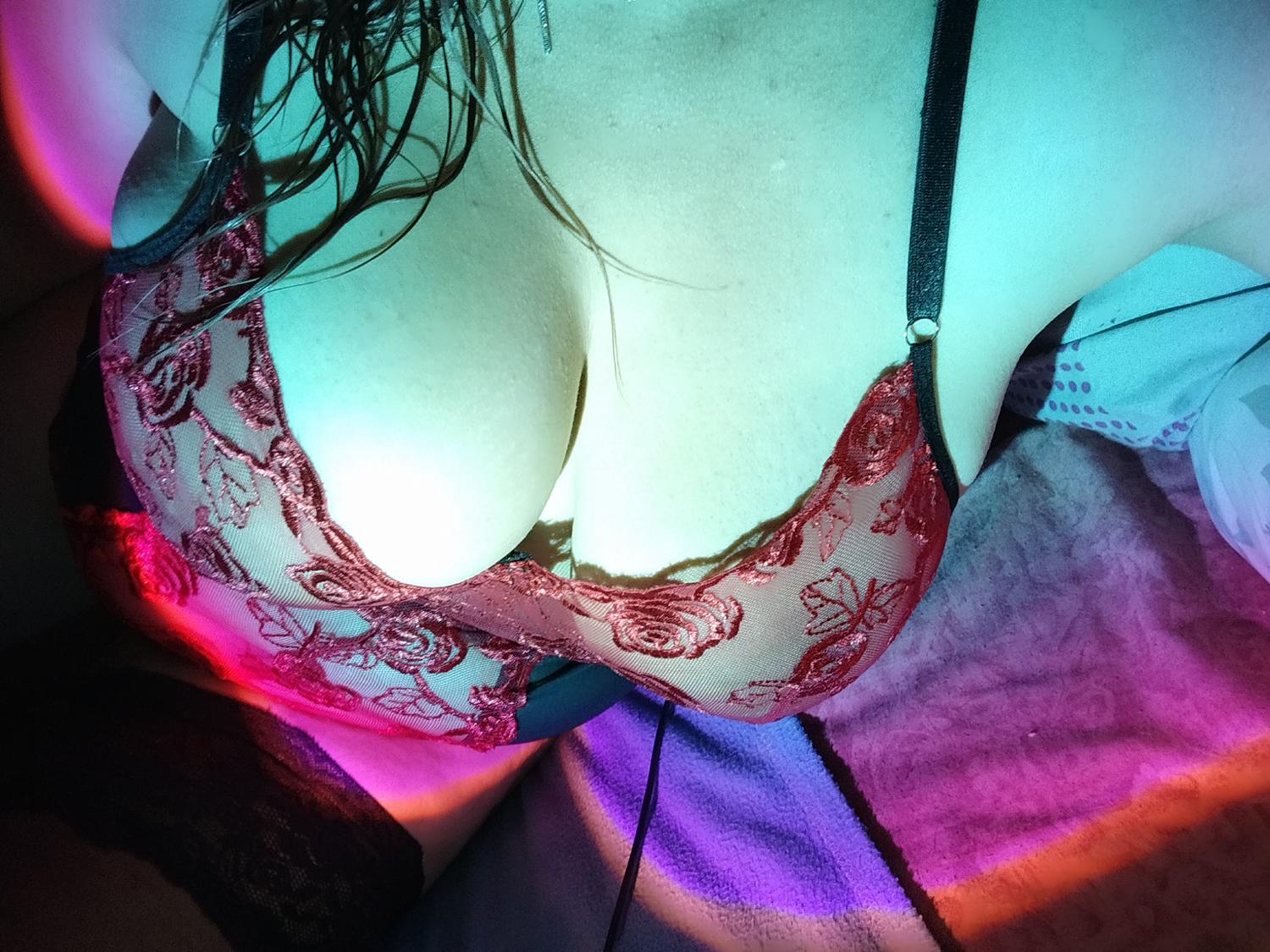 Ladivinecoquine's media