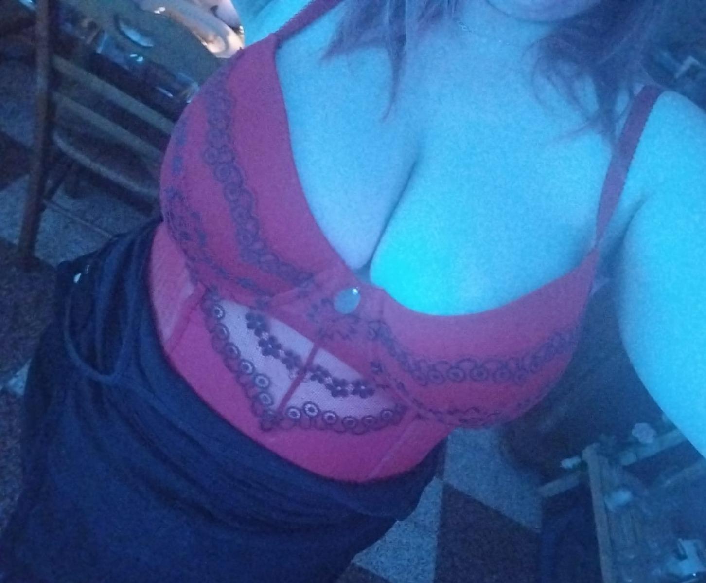 Ladivinecoquine's media