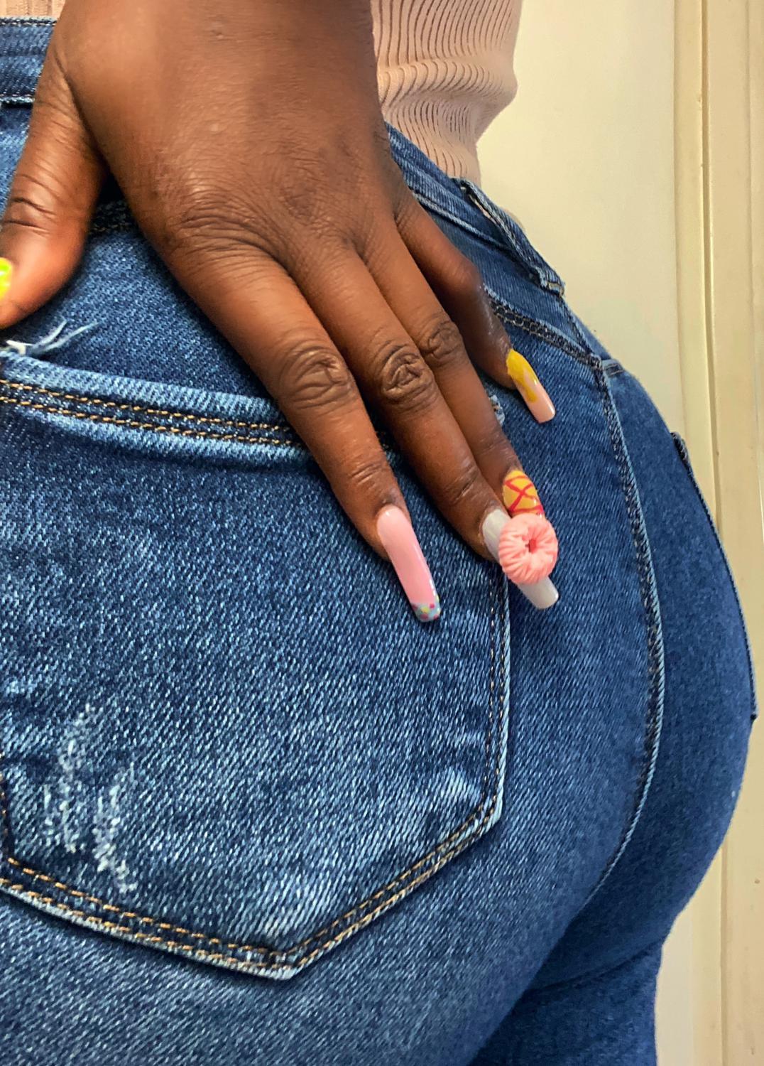 Ladylongnails's media