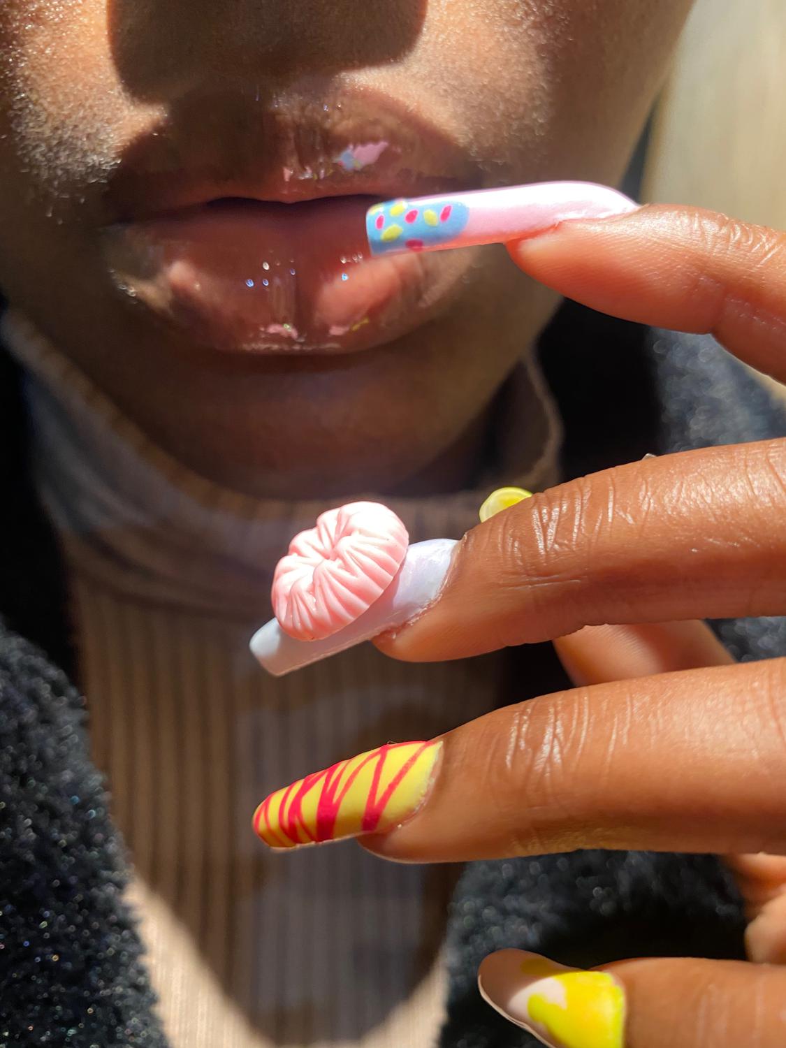 Ladylongnails's media