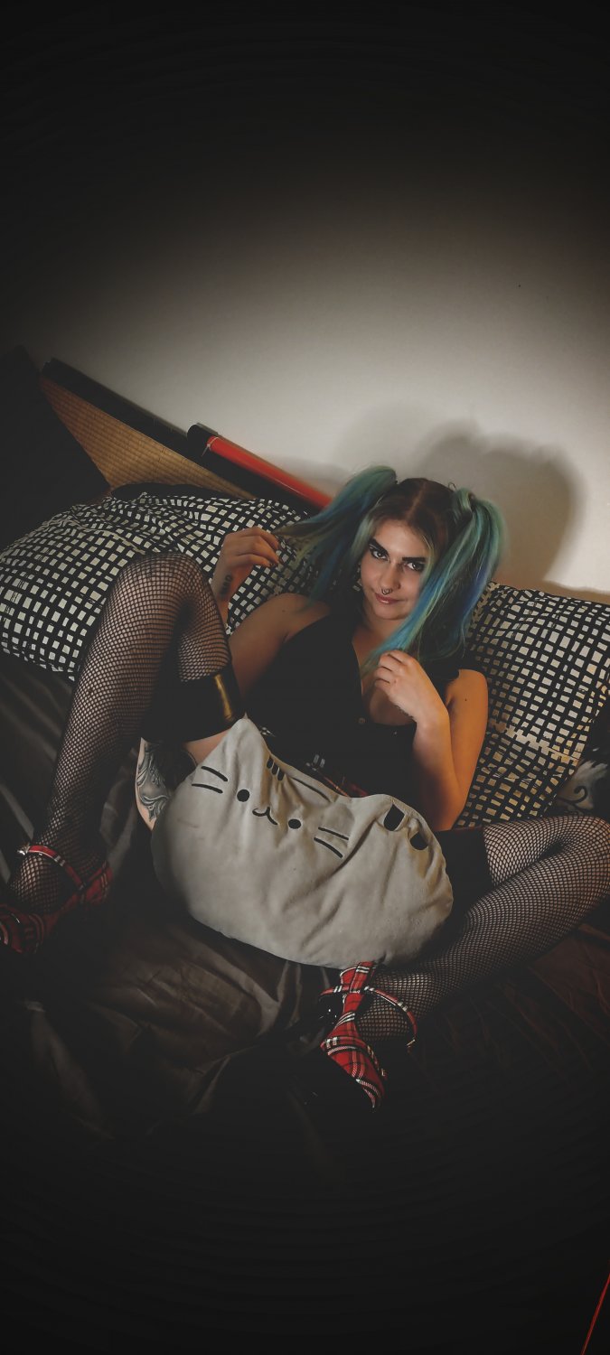 Ladymadness's media