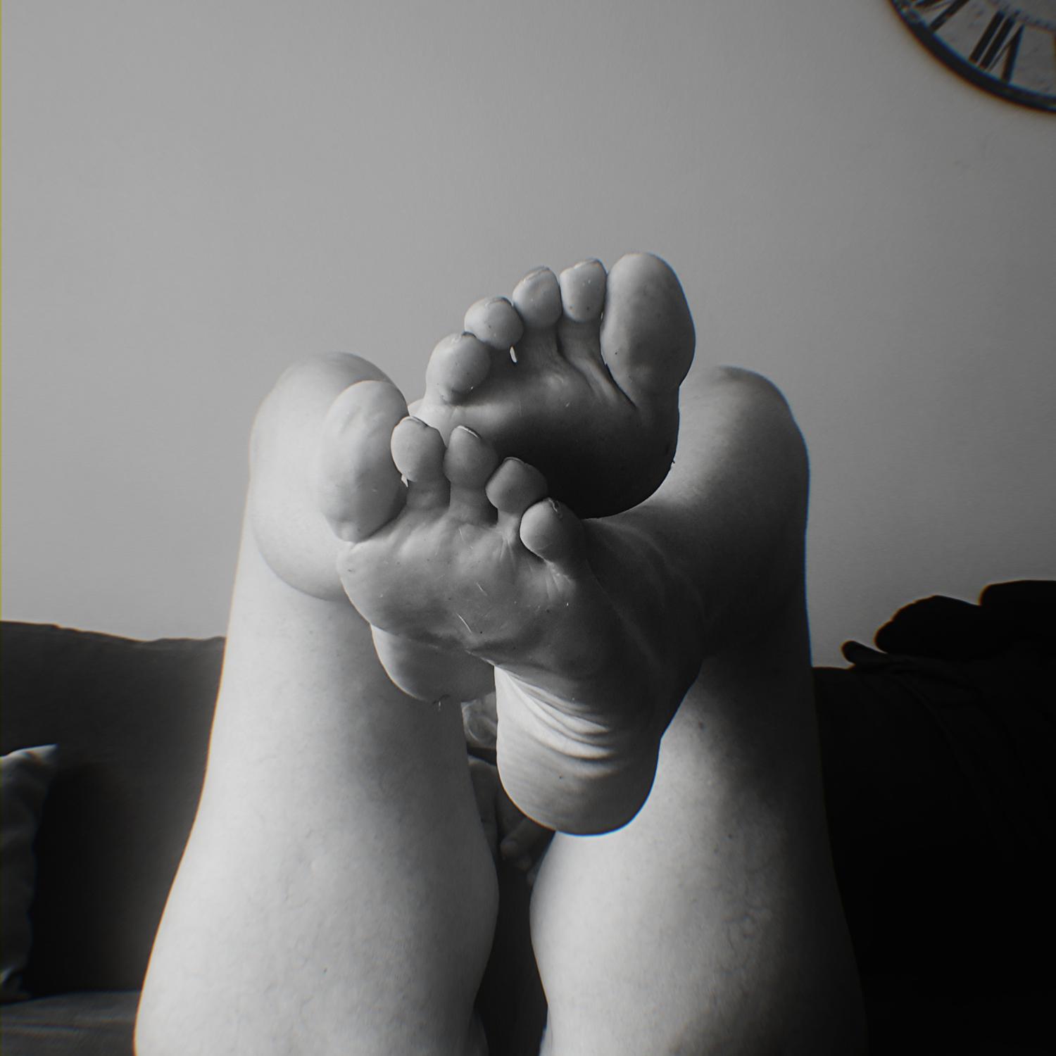 Laelo_feet33's media