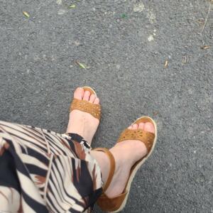 _laetichoufeet's media