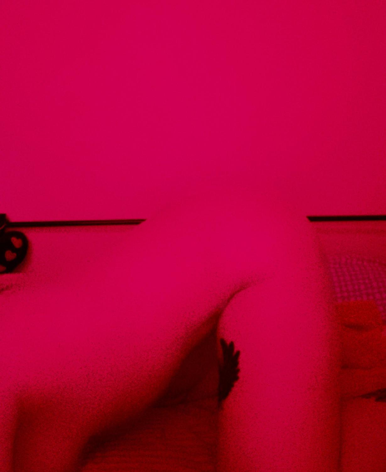 _laeticia_'s media
