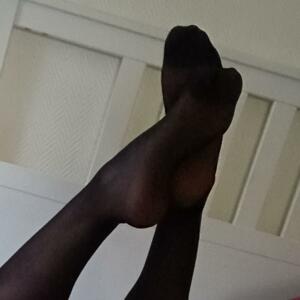 Laetifeet's media
