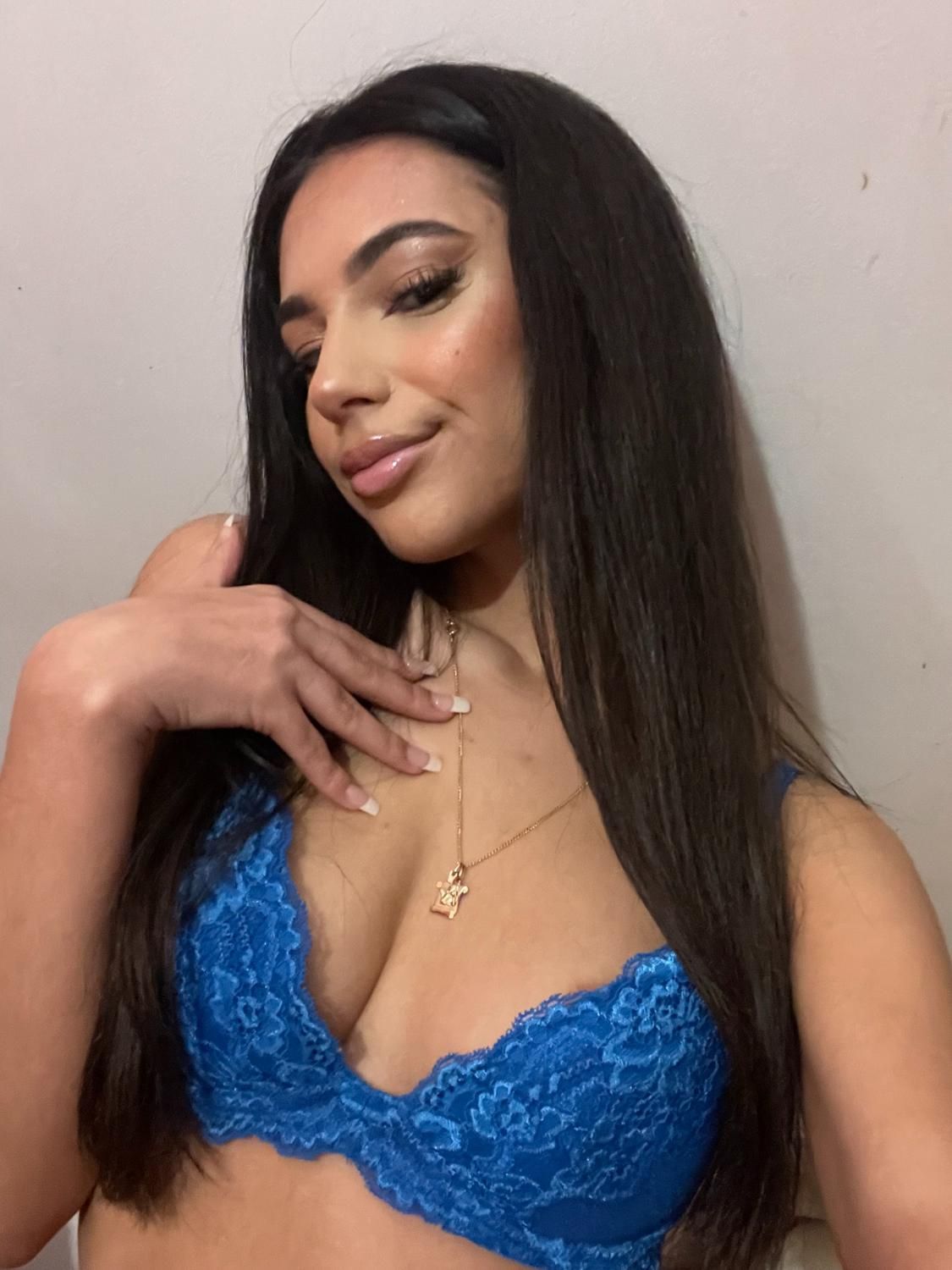 Laeyanah's media