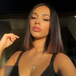 Laeyanah's media