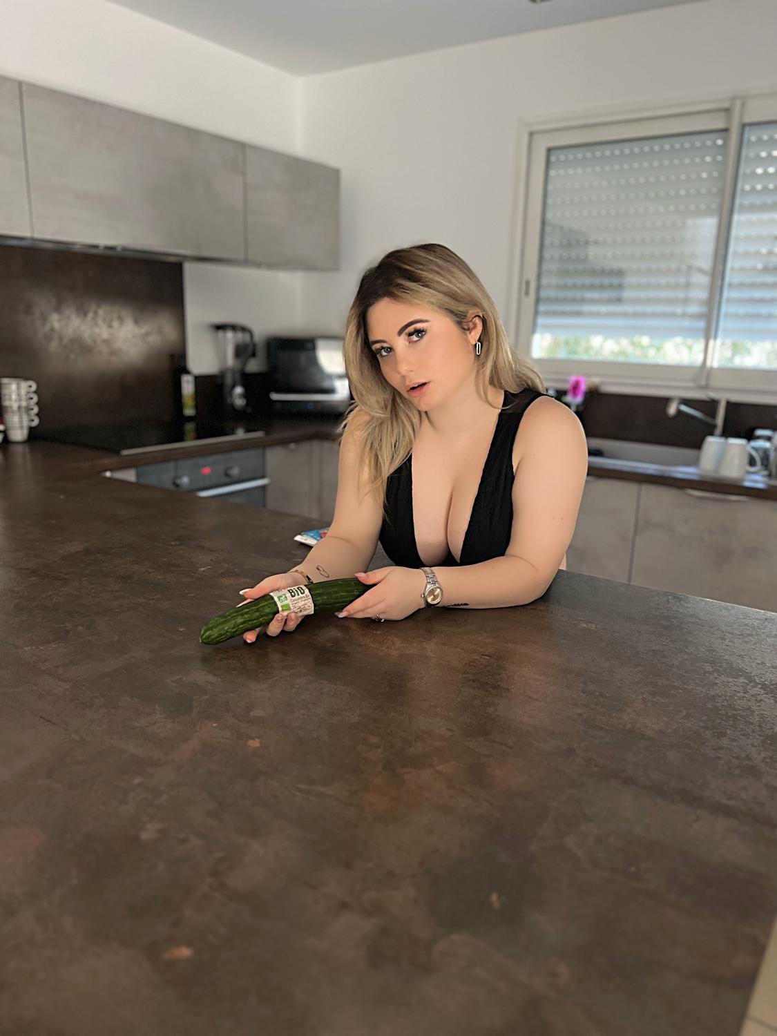 Lanamalkova's media