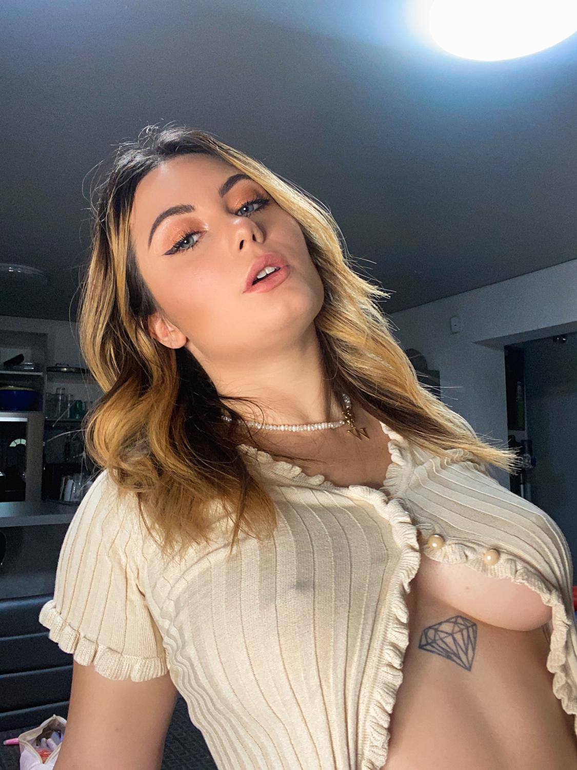 Lanamalkova's media