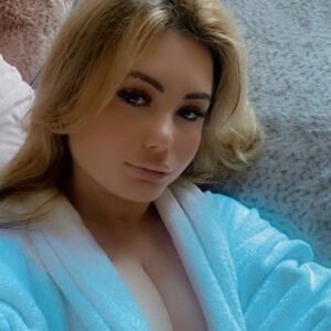 Lanamalkova's media