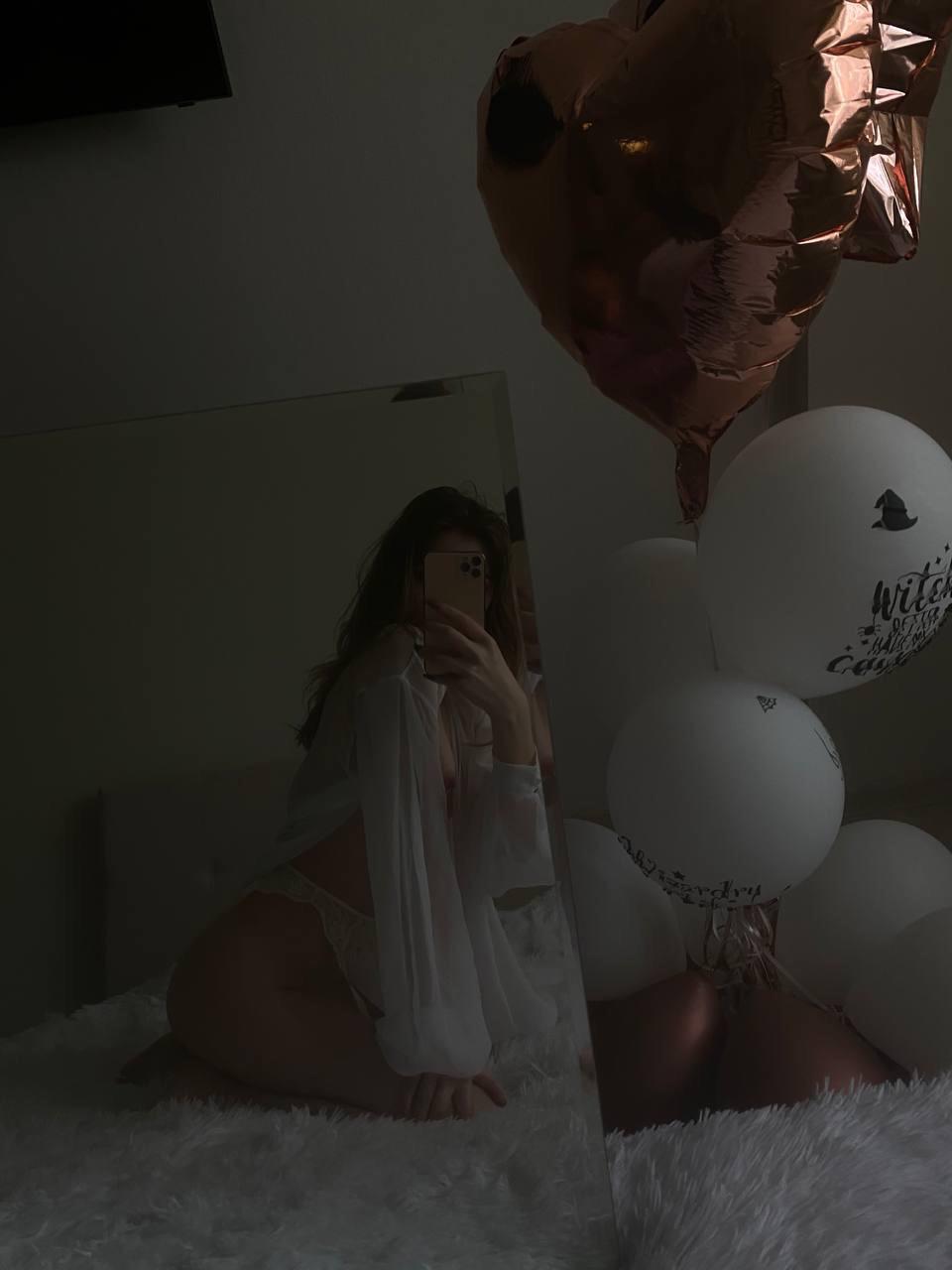 Lananastasia's media