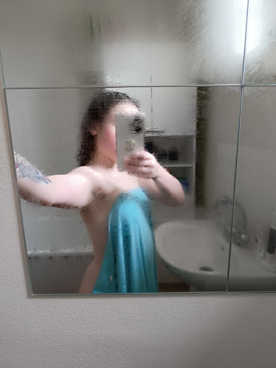 _lapetitedemon_'s media