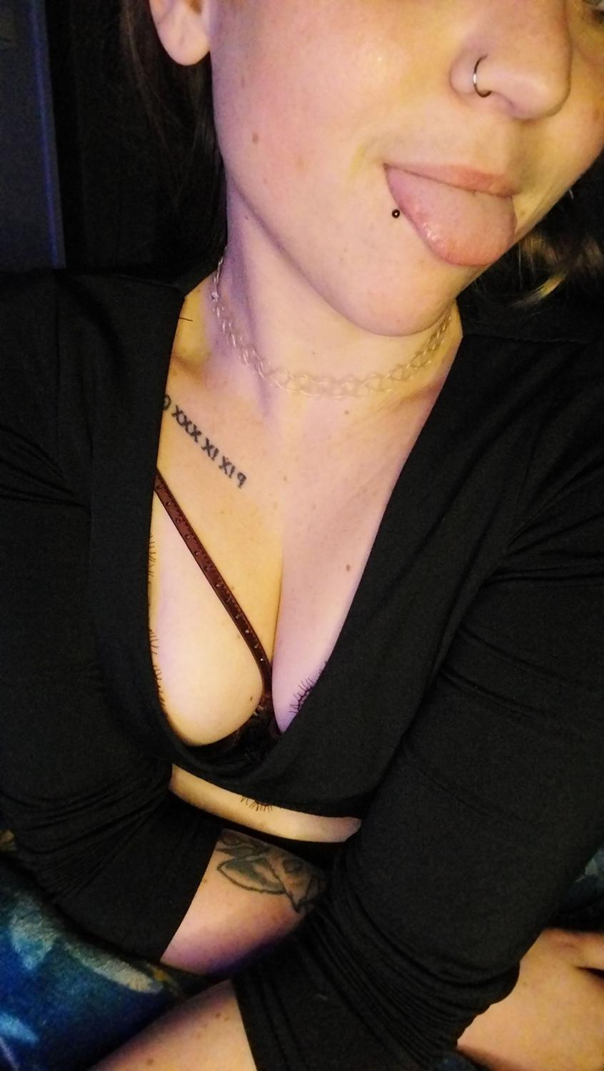 _lapetitedemon_'s media