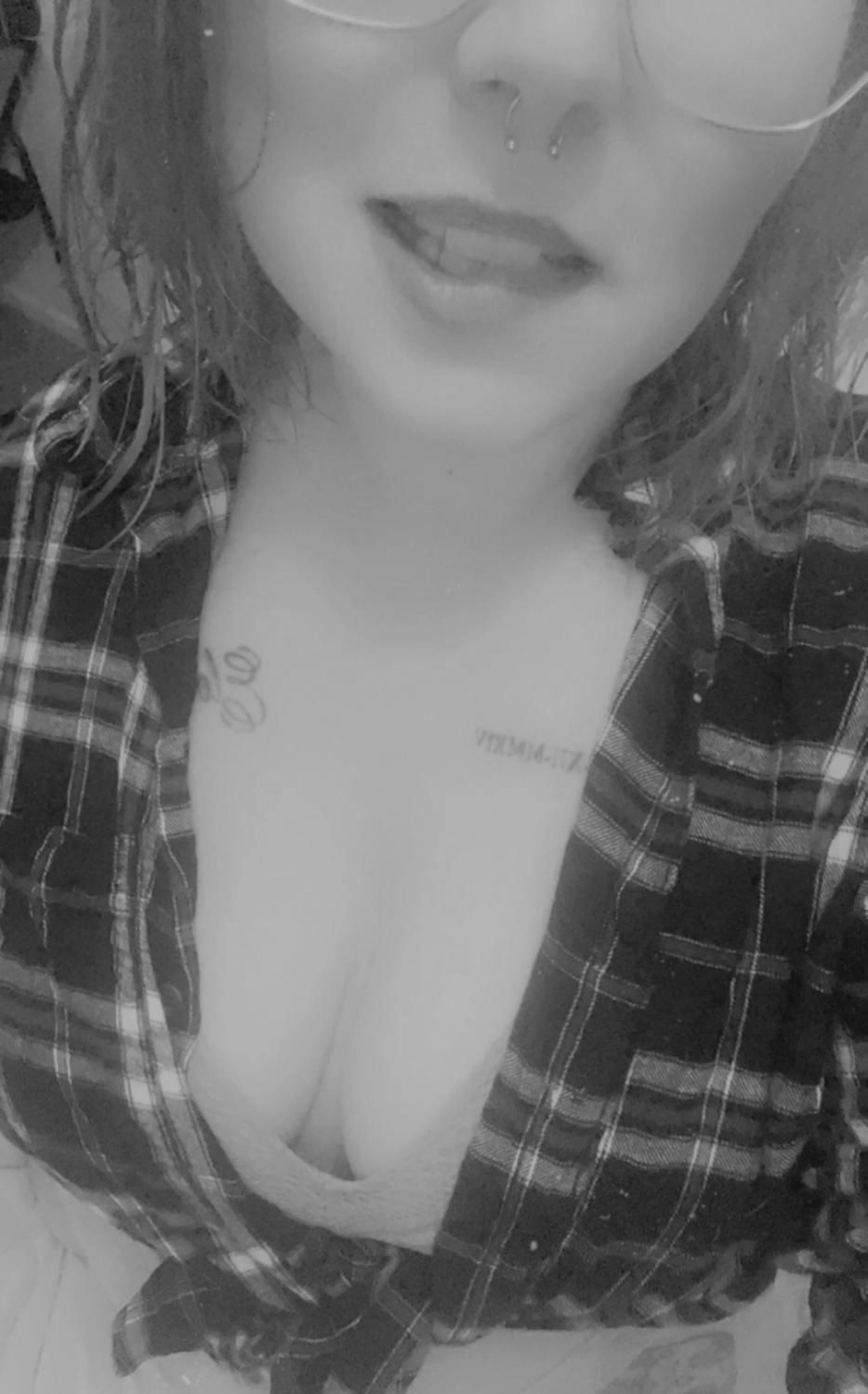 _laroussecoquine's media