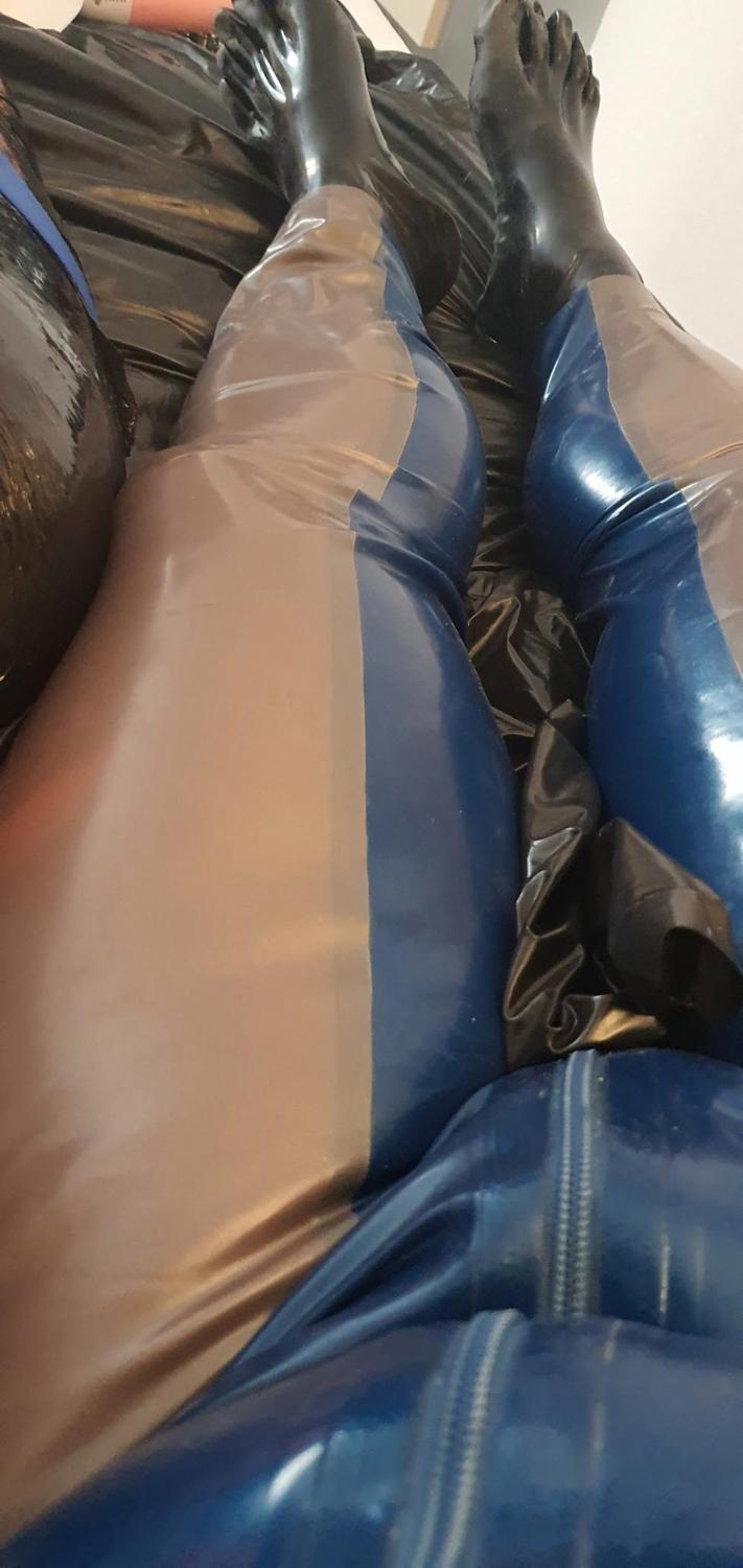 Latexandmore's media