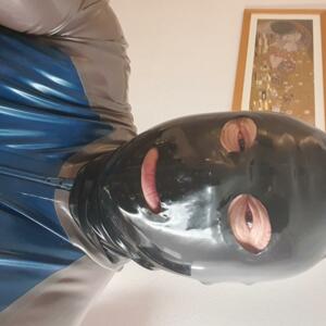 Latexandmore's media