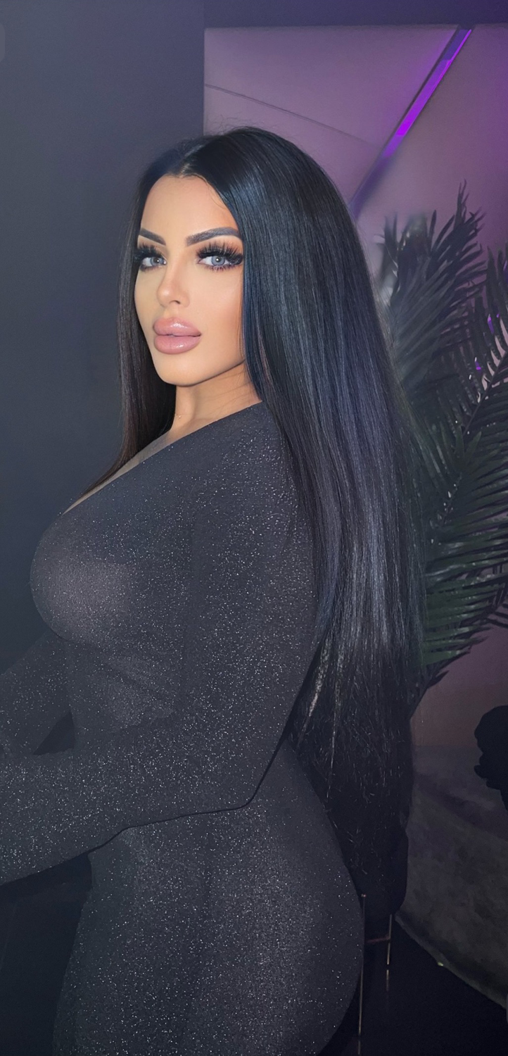 Latina06400's media
