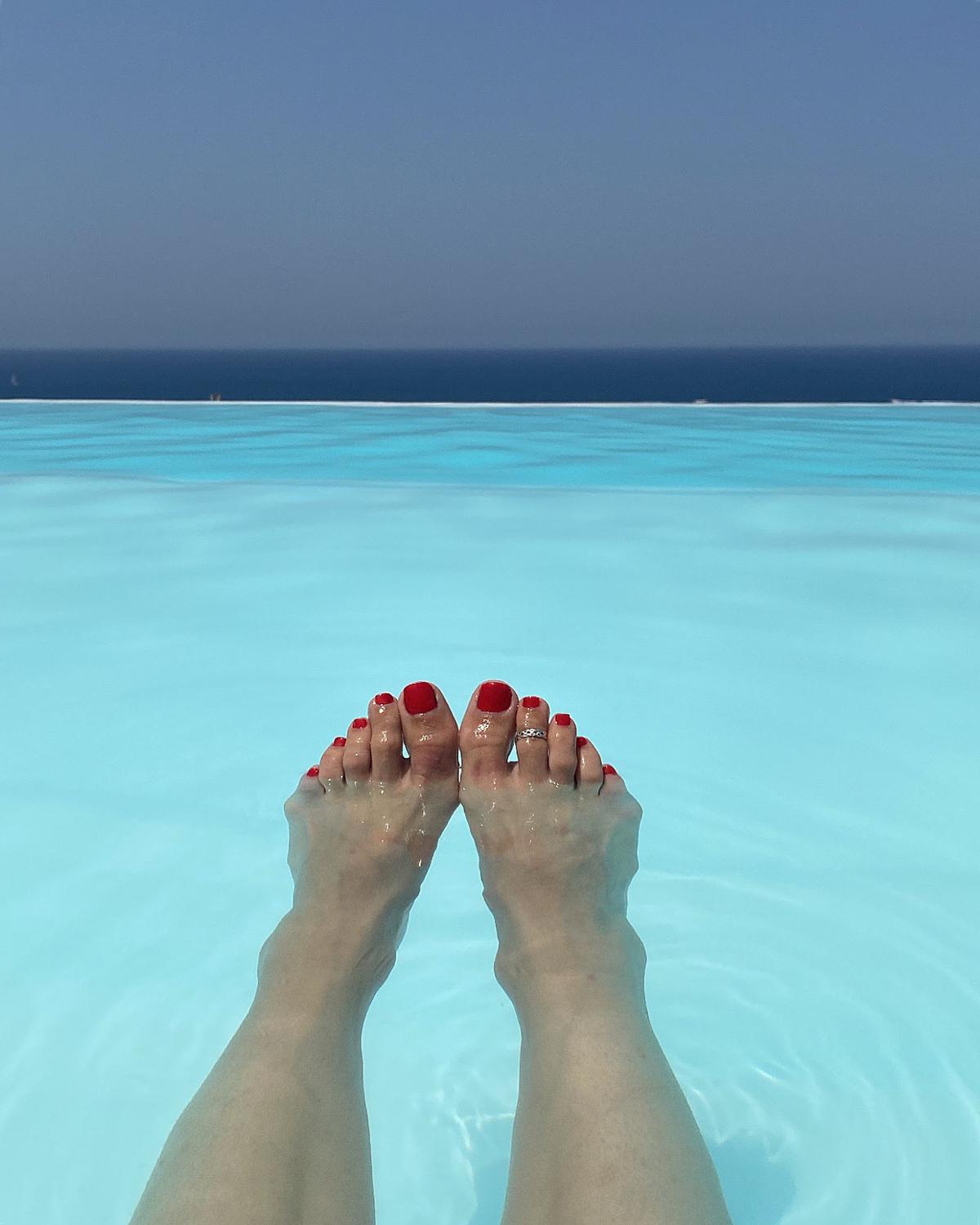 Laufrenchfeet's media