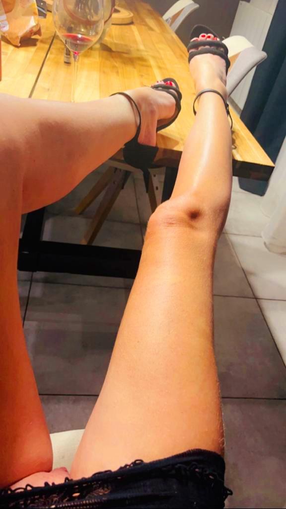 Laura_milf_nude_sexy's media