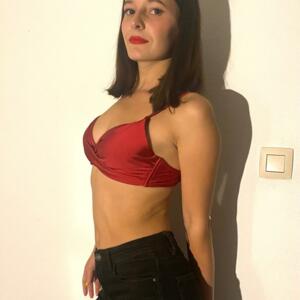 Laura_officiel's media