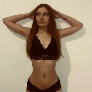 Laura_officiel's media