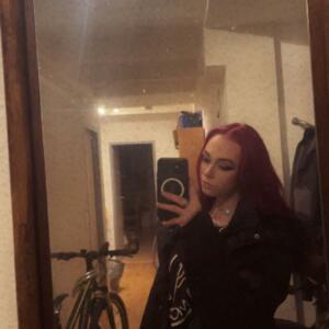 Laurablnt's media