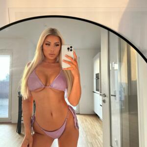 Lauramarialee's media