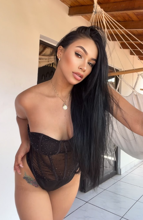 Lauraxoff's media