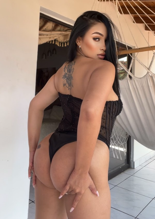 Lauraxoff's media