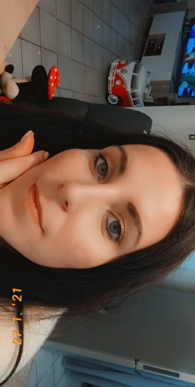 Laurenemym's media
