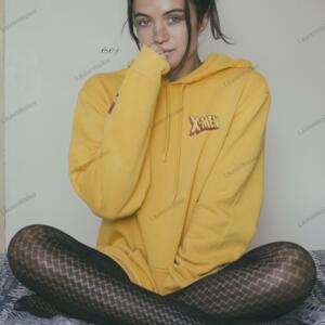 Laurenwalker's media
