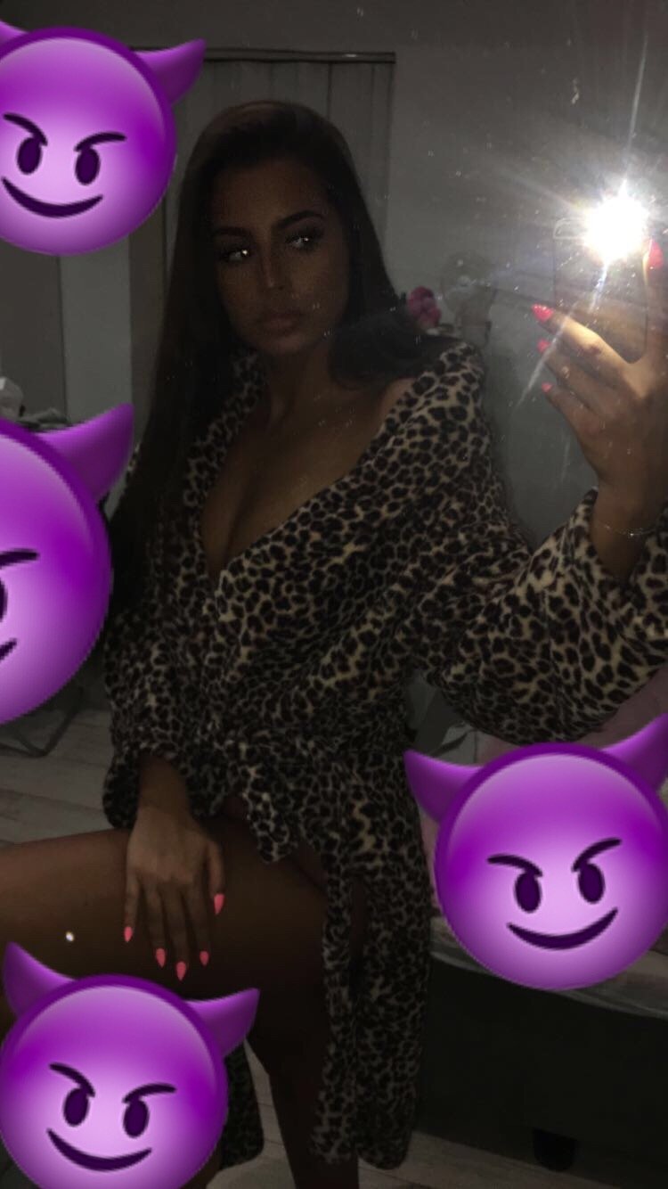 Laurkapinky's media