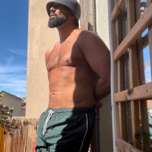 Laveritenaked's media