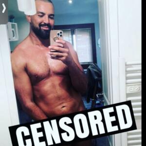 Laveritenaked's media