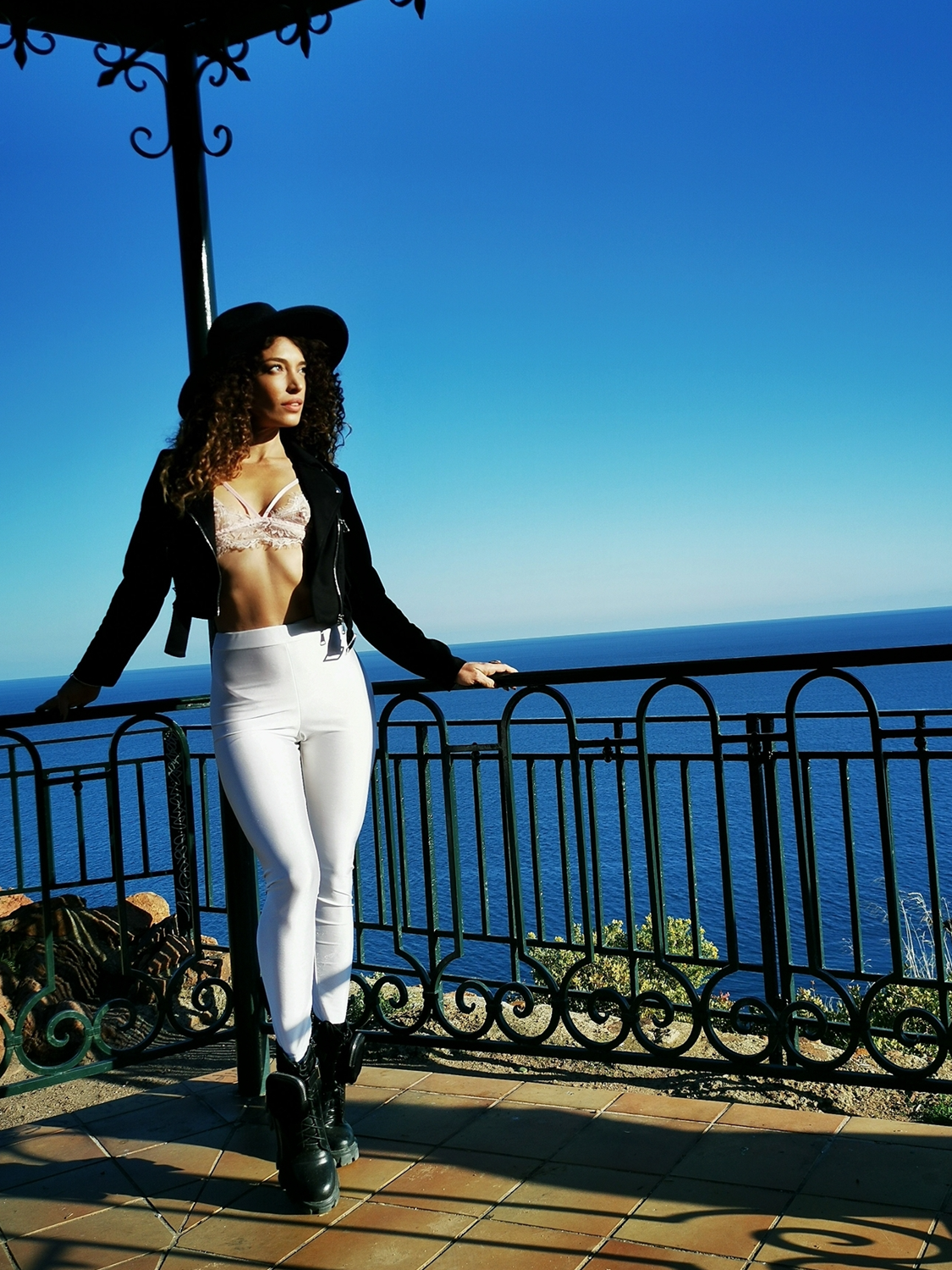 Laytitia's media