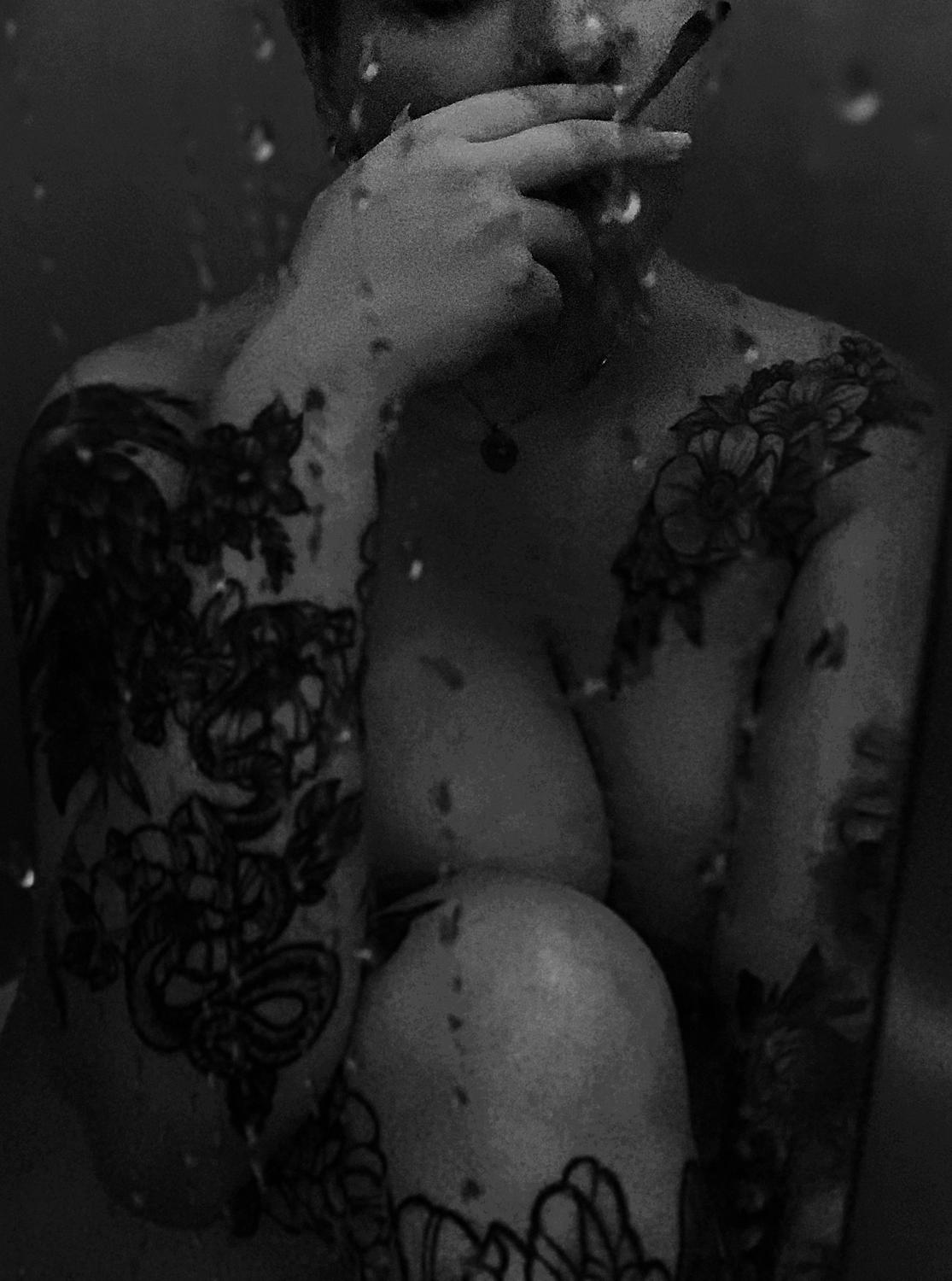 Le_cri_de_persephone's media