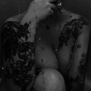 Le_cri_de_persephone's media