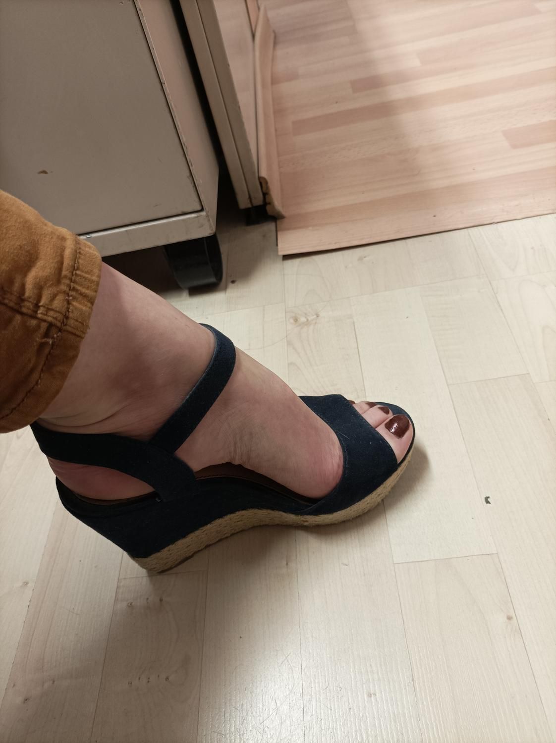 Lea_feet_officiel's media