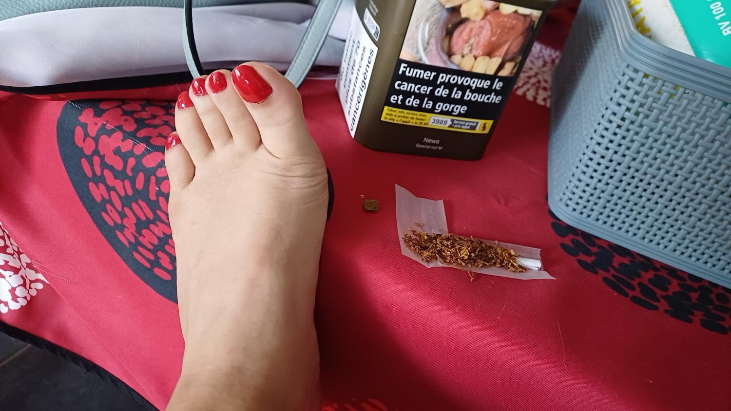 Lea_feet_officiel's media