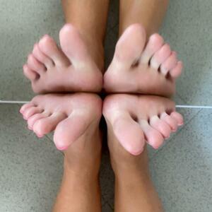 Lea_pieds_only's media