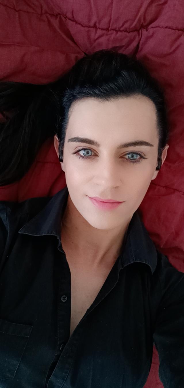 Leatgirl's media