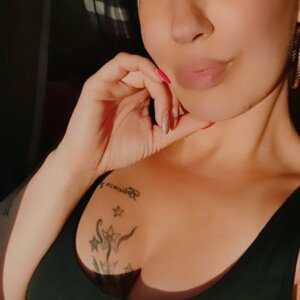Leeana's media